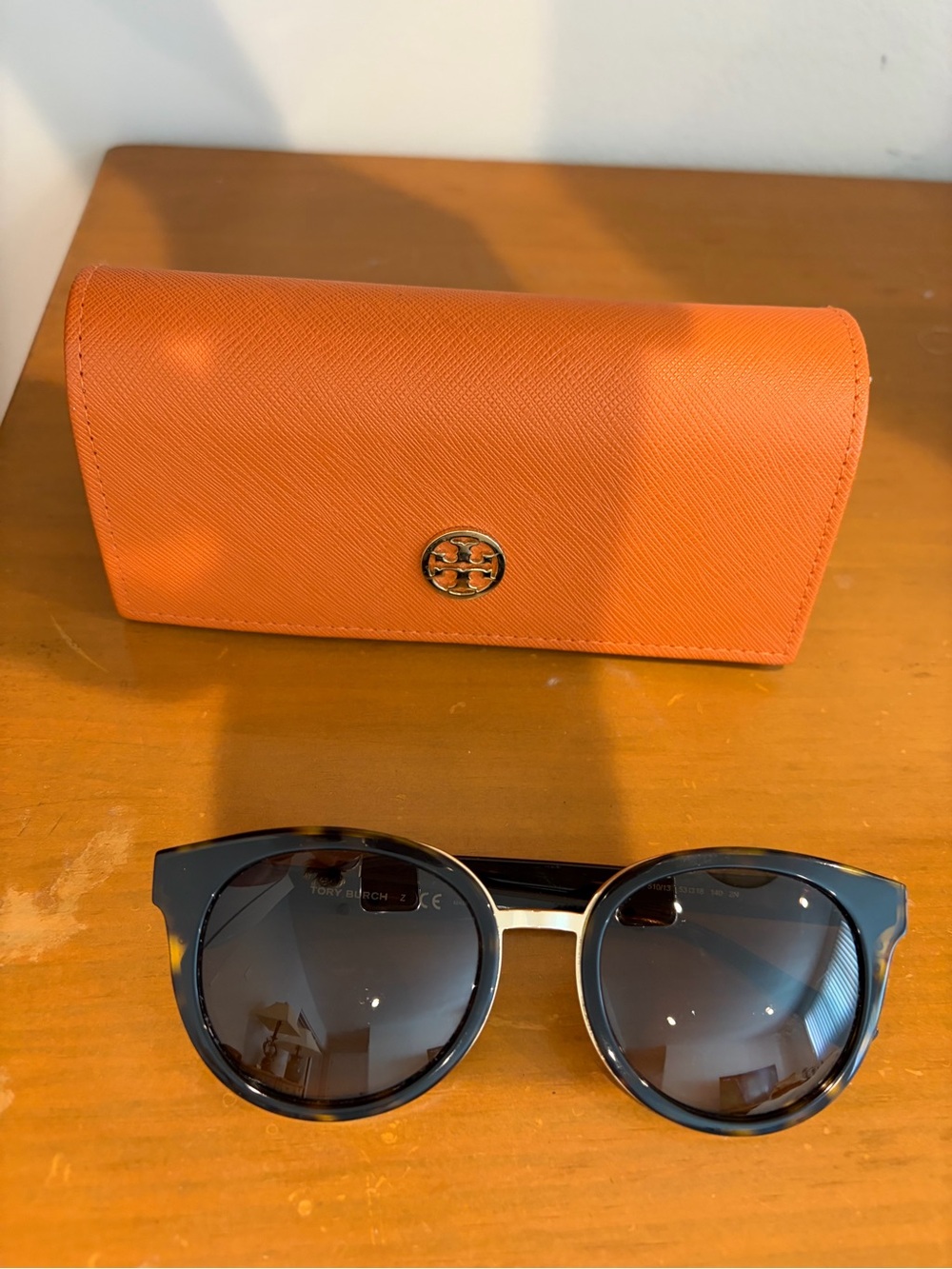 Tory Burch Cat Eye Round Sunglasses - Tortoise - Picture 4 of 5